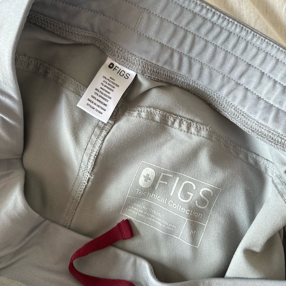 Figs Kade Scrub Bottoms Size Medium Light Grey - Picture 3 of 3